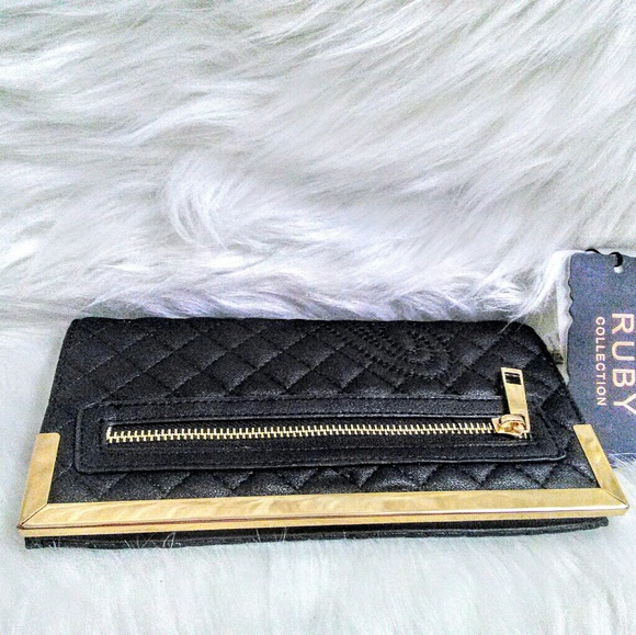 (NEW)! Cute! Stylish! Black Quilted Wallet! :-) - Picture 3 of 8
